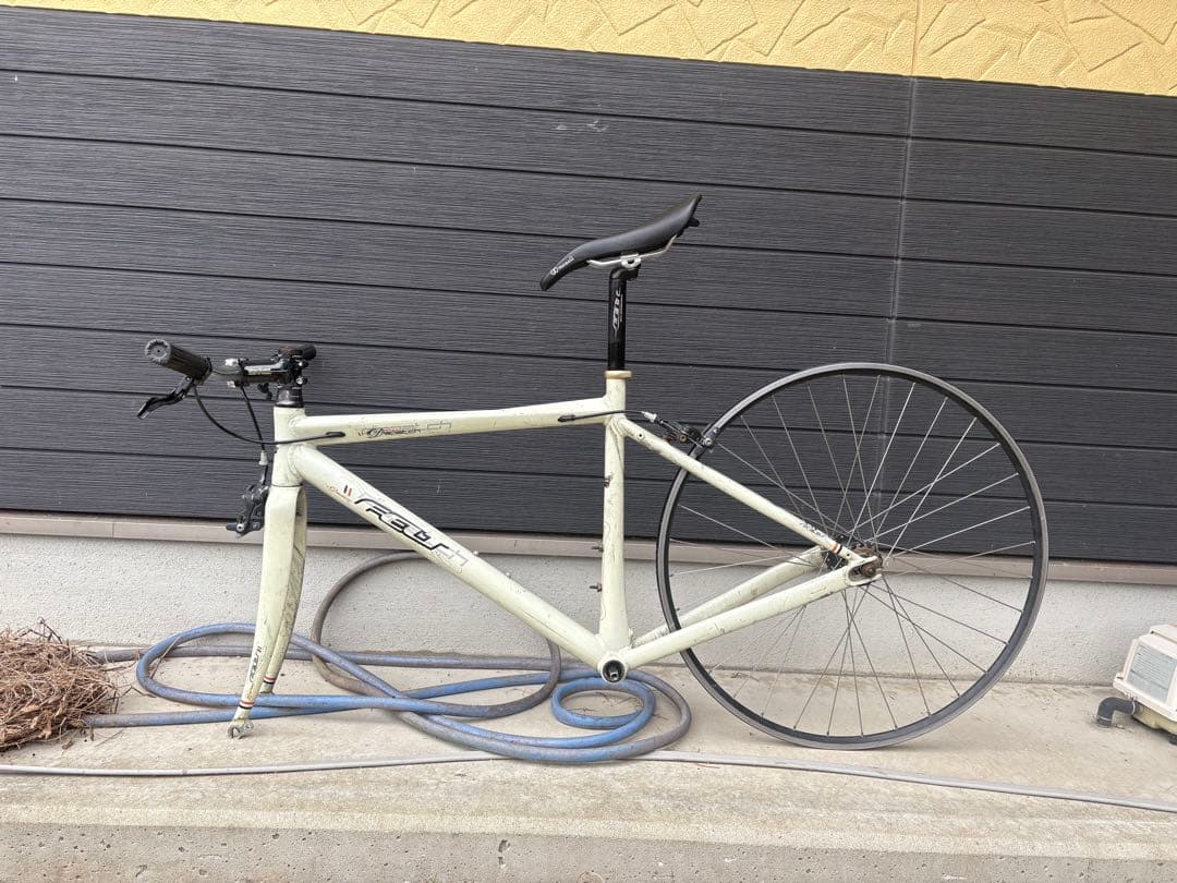 めぇ　！！フェルト　ピスト　フレーム