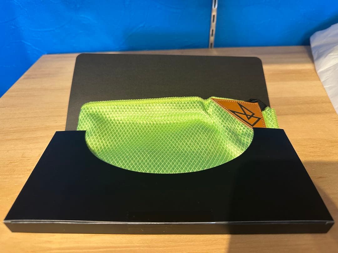 REVOLT ゴーグル ブラウンレンズ ベージュストラップ