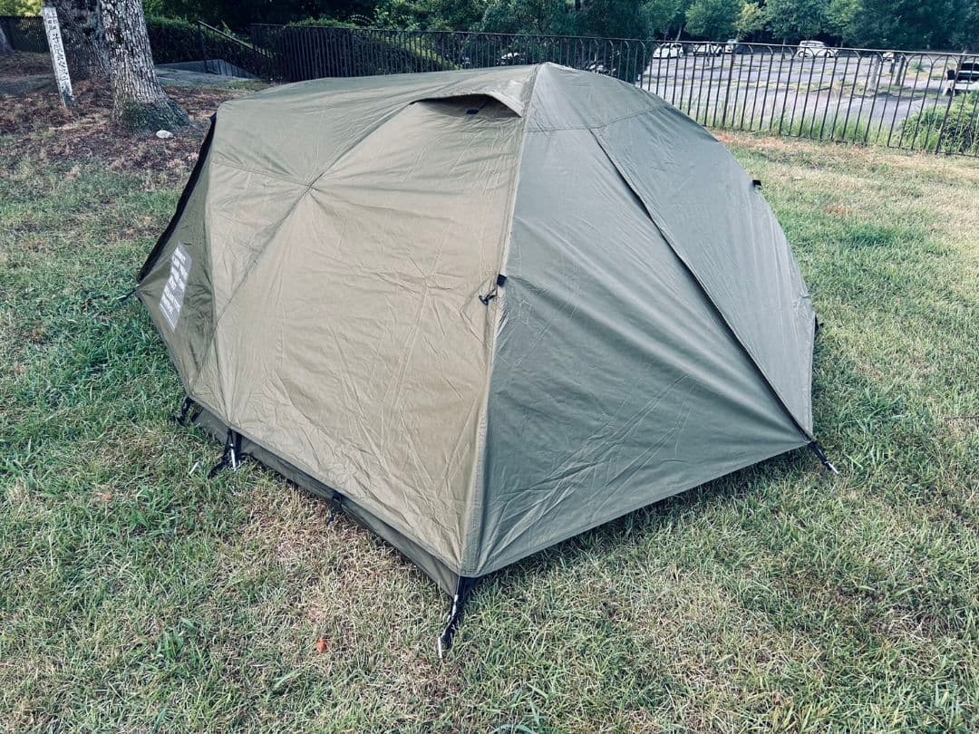新品未使用 試し張りのみ おしゃれ 1~2人 組立簡単ソロテント オンワードDD