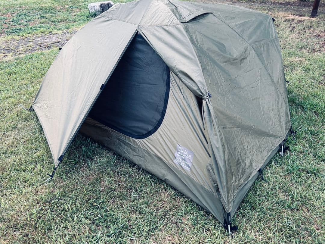 新品未使用 試し張りのみ おしゃれ 1~2人 組立簡単ソロテント オンワードDD