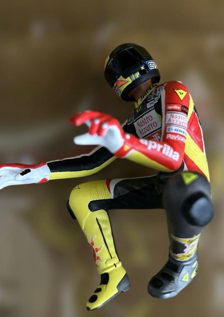 ミニチャンプス バレンティーノ・ロッシ 1/12スケール