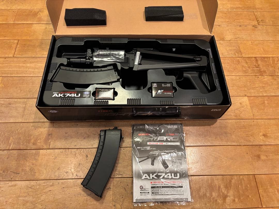 東京マルイ　AK74U ライトプロ　取説とマガジン2本付き