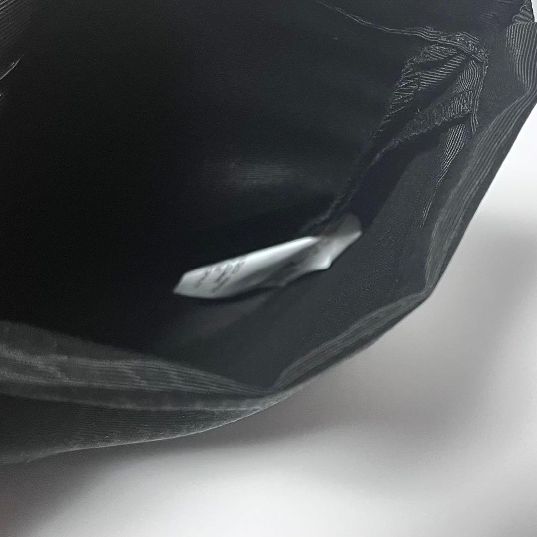 ジップ付きカードホルダー キュイル トリオンフ / シャイニーカーフスキン