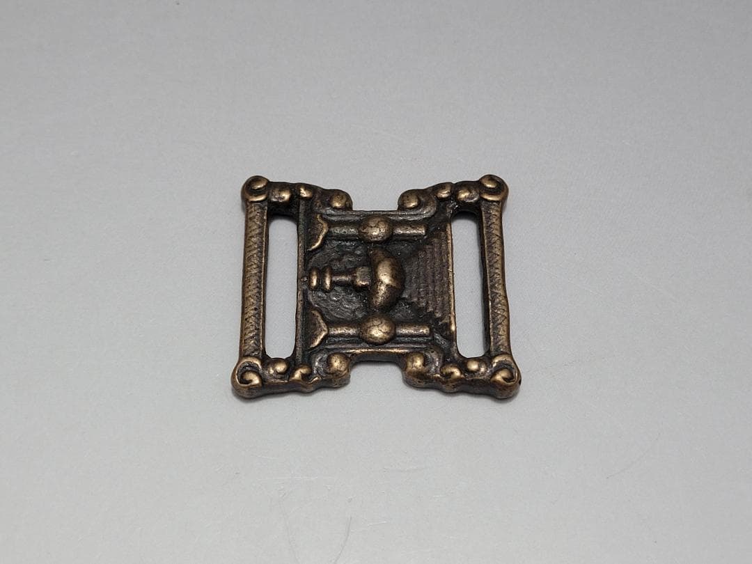 銅製 仏塔紋 天鐵 トクチャ 護身装身具 チベット 仏教文物 幅約4cm