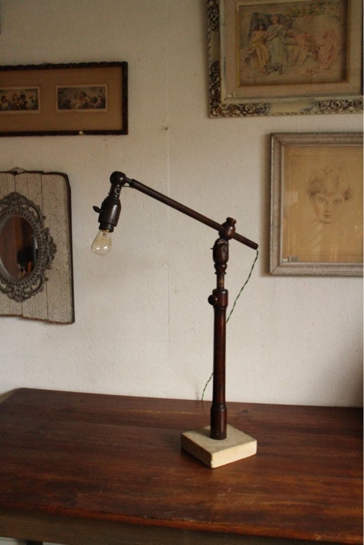 貴重！アンティークアーム木製のスタンドランプ　戦前スタンドライト　卓上ライト