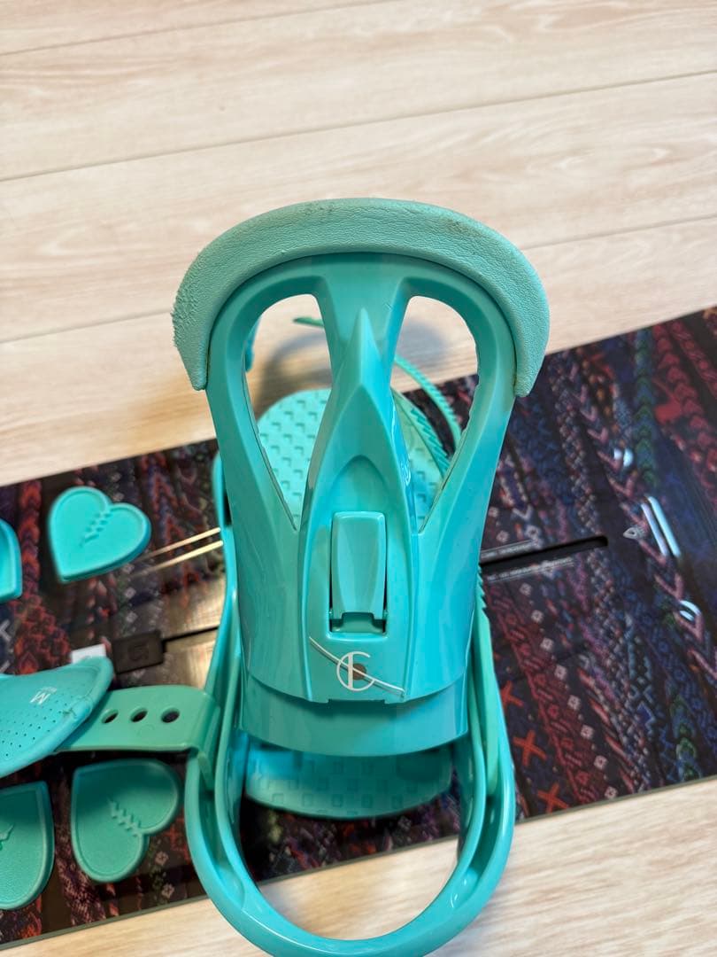 美品レディースBURTONスノーボード144cmバインディングブーツケースセット