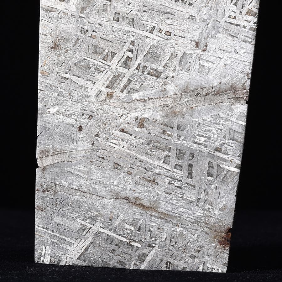 アルタイ隕石　隕石　 鉄隕石　メテオライト　ナチュラル　原石　重さ約944ｇ