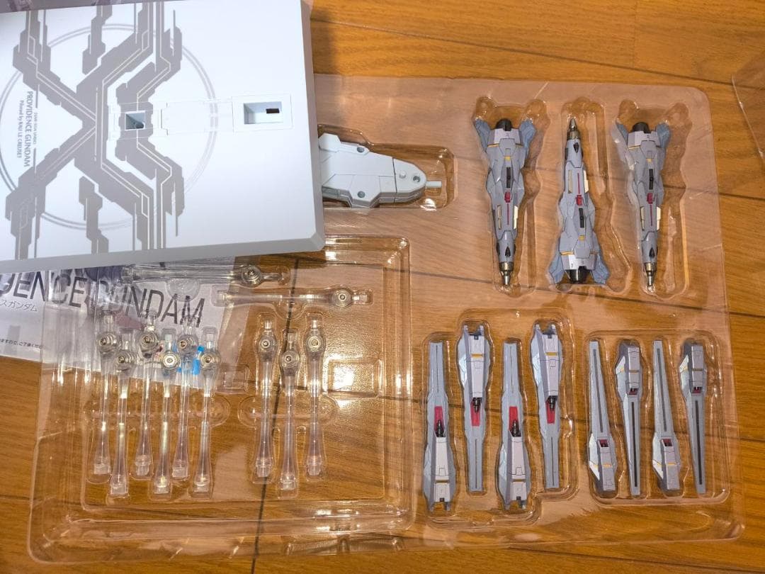 L BUILD　プロヴィデンスガンダム　開封品
