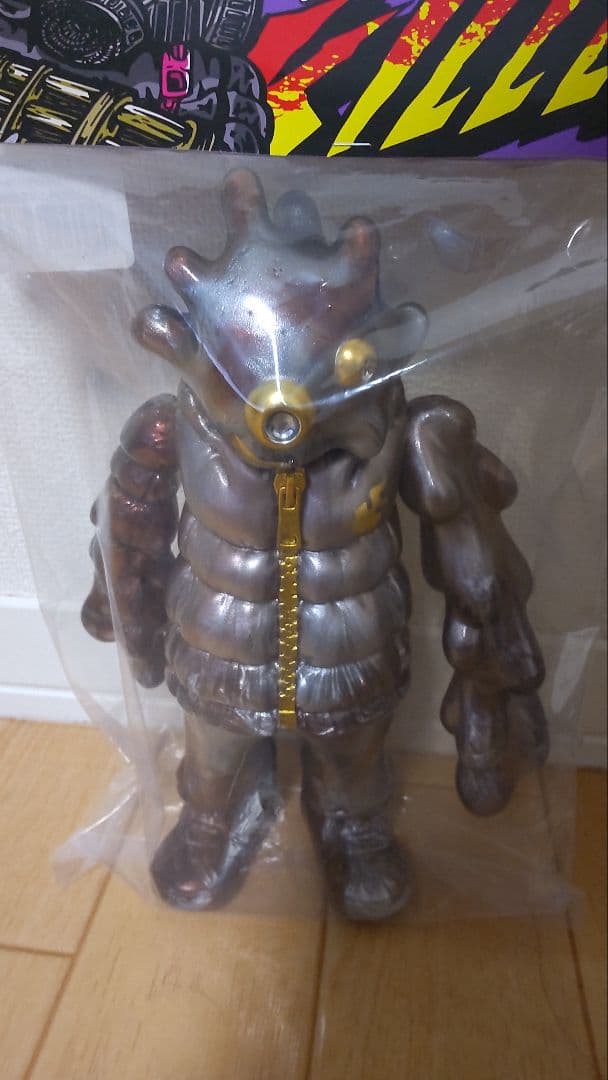 GYAROMI ゾルオイド　メタリックマーブル　ソフビ