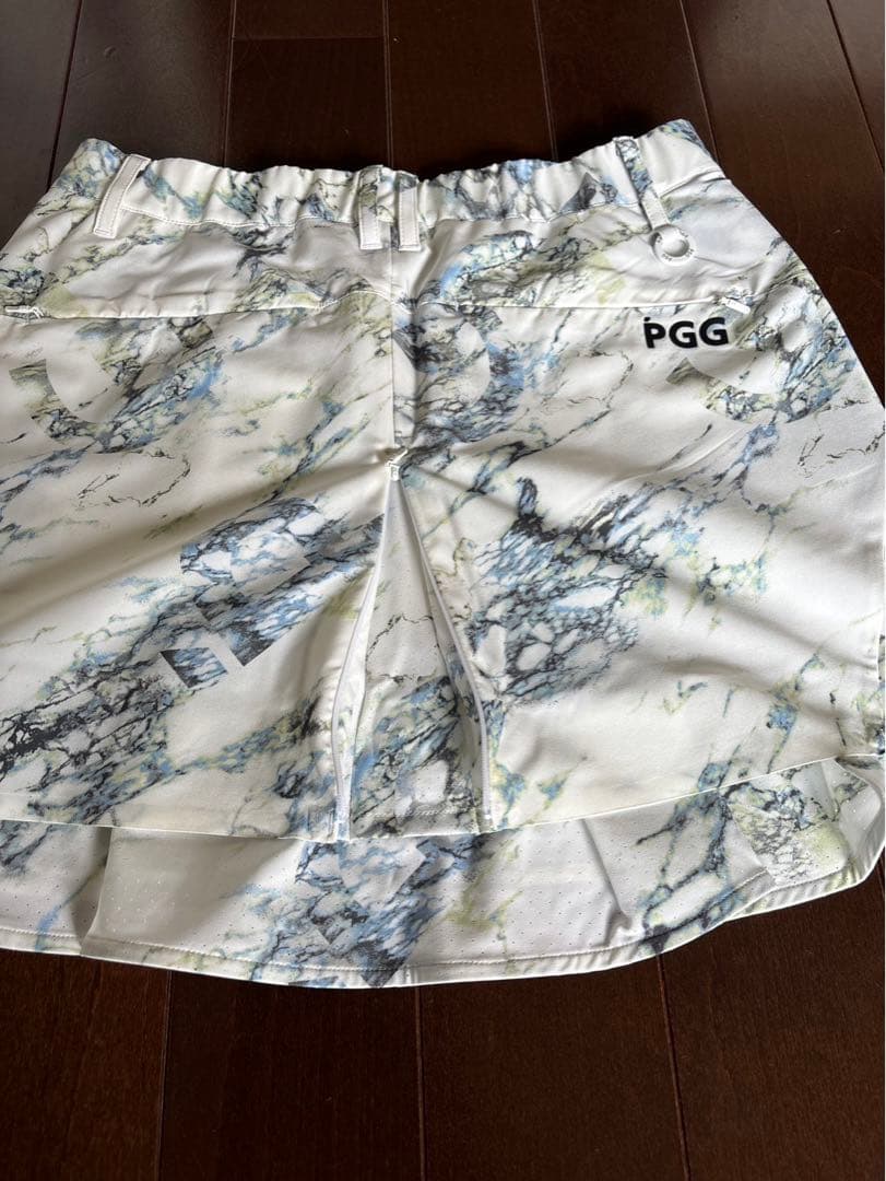 パーリーゲイツPGG Ｐe 4wayストレッチマーブルスカートサイズ1