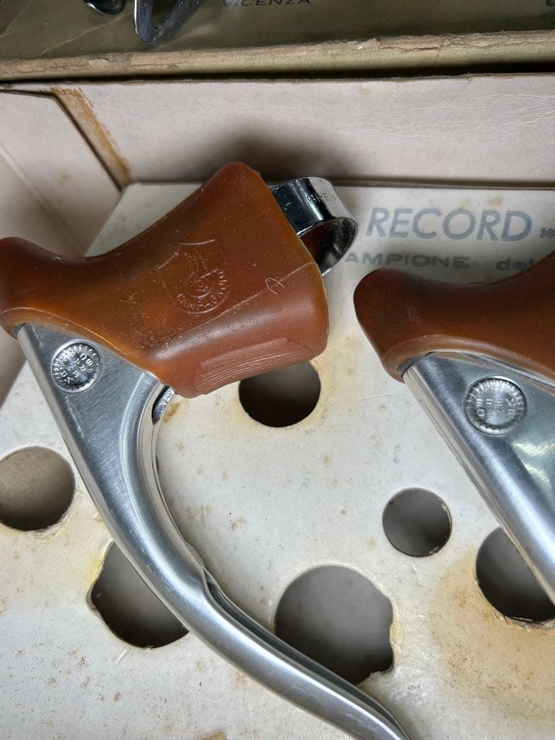 カンパニョーロ レコード ブレーキ セット スプーンクイック　ラージ新品箱入り