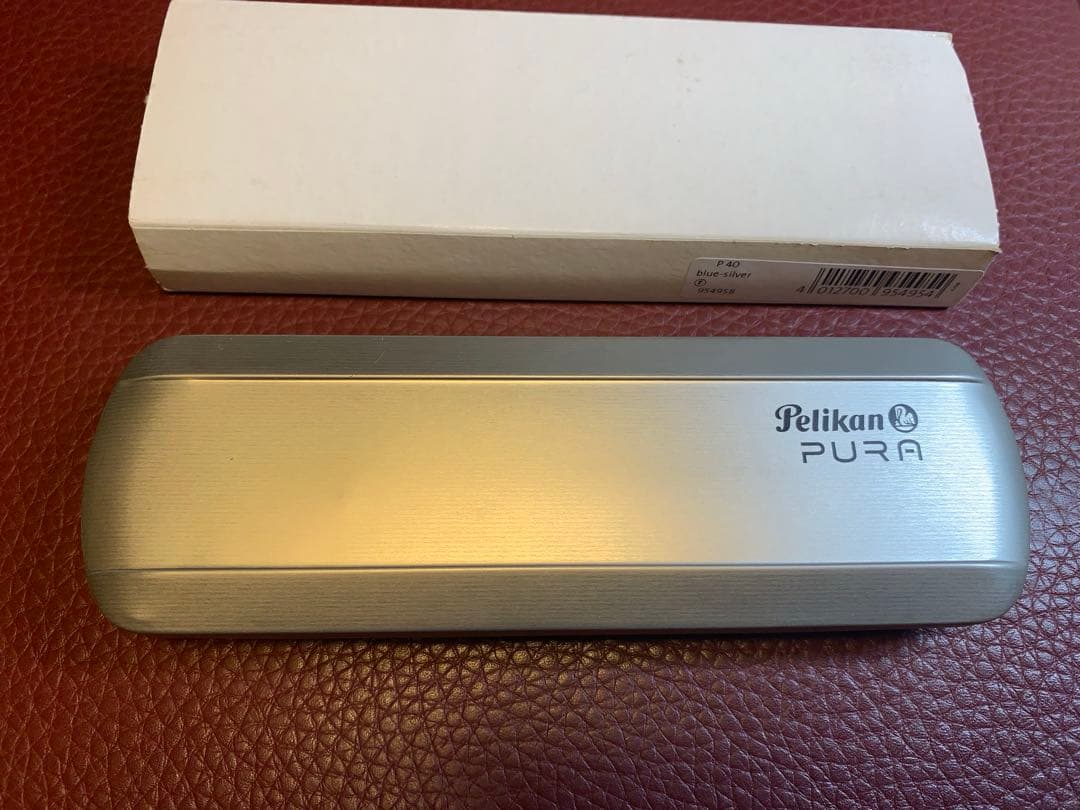 Pelikan P40 Pura ブルー&シルバー万年筆 スチール F