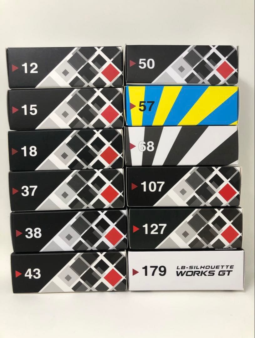 MINI GT 1/64スケールモデルカー12個セット