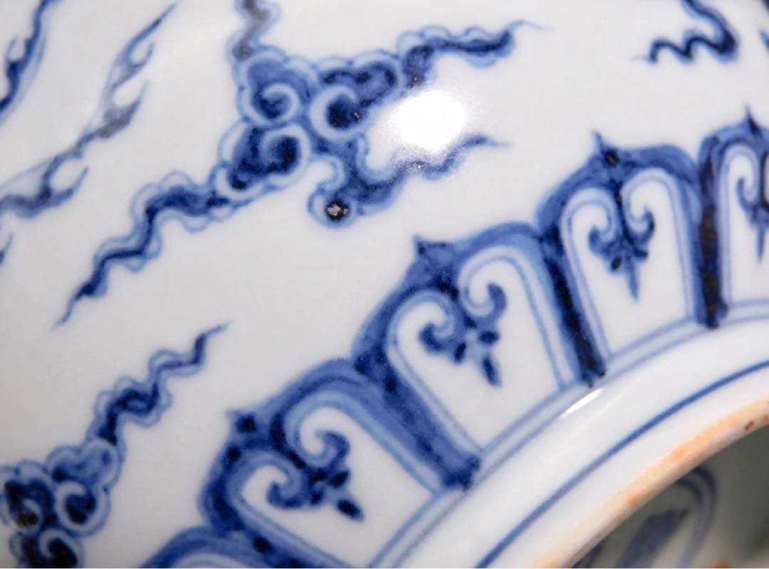 【宣徳年製鳳皇圖箱付 】内外施天青釉篆書款極品幅約1３.3cm 高さ７.５cm