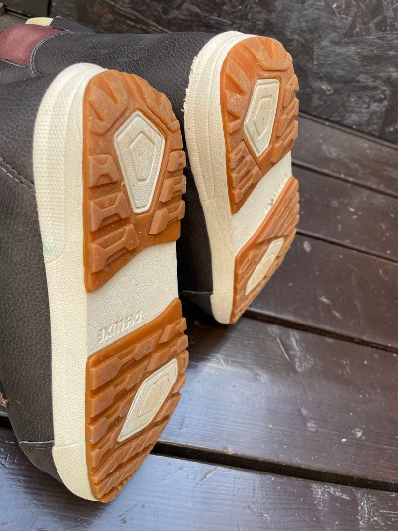 DEELUXE エンパイア　ララ　23.5