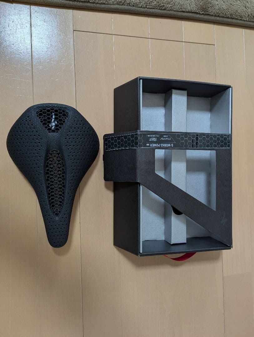 s-works パワー ウィズミラーサドル 155mm幅（新品）