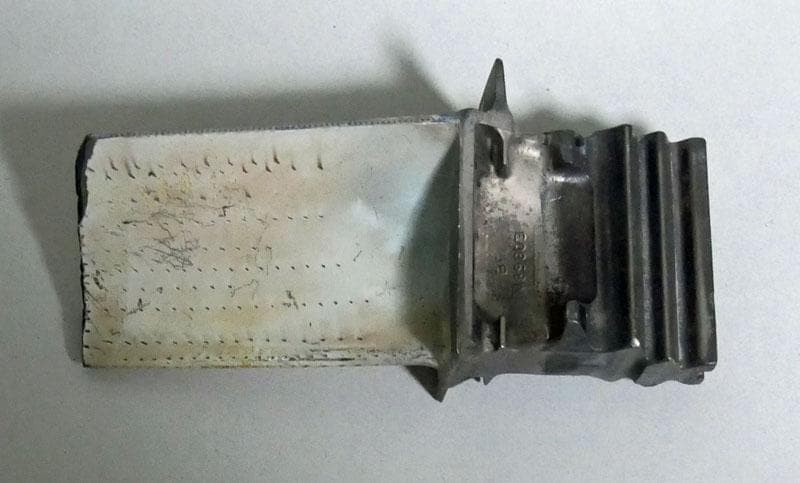 GT3　CF6-80　HPT１タービンブレード　コーティングあり