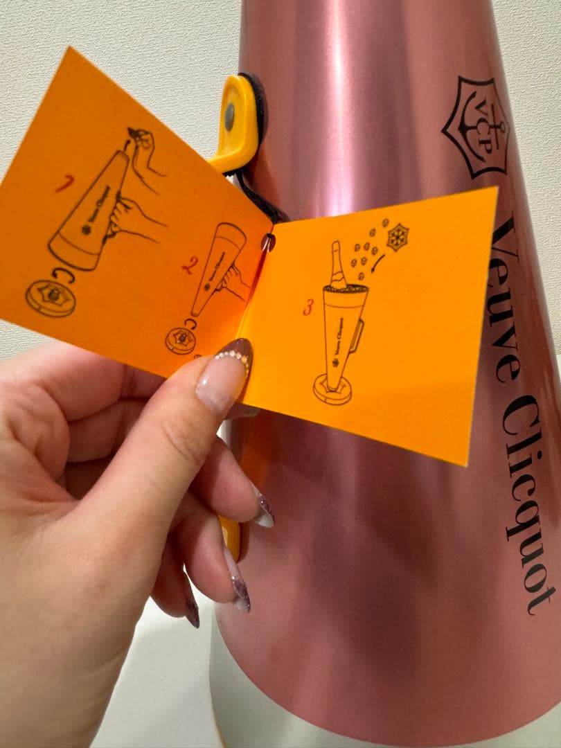 ヴーヴ　VeuveClicquot シャンパンクーラー　バレンタイン　限定品