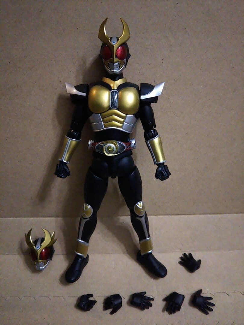 S.H.Figuarts 仮面ライダー アギト 響鬼 真骨彫