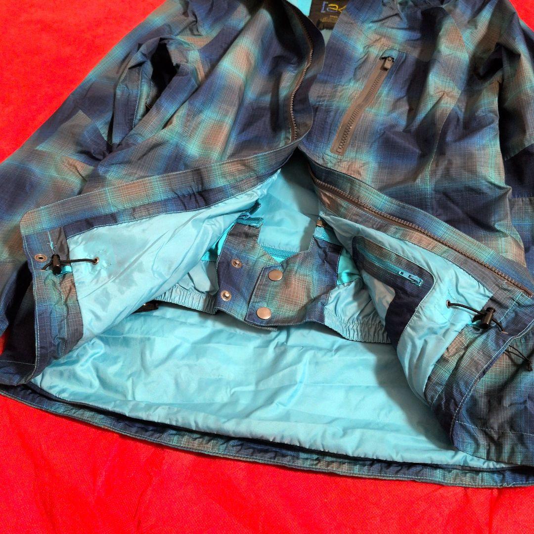 【良品】BURTON⭐️aK／GORE-TEX⭐️スノボー ジャケット・パンツ