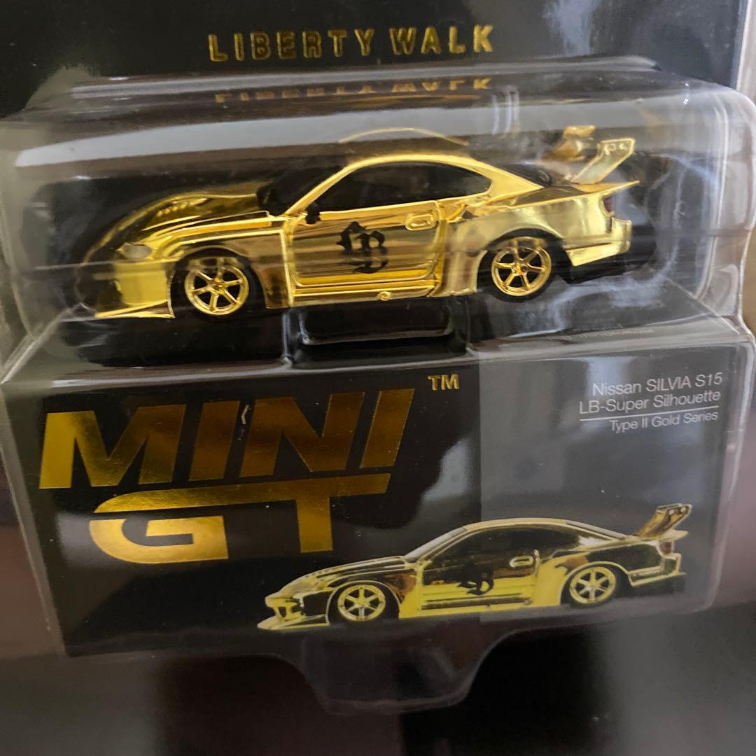 MINI GT LibertyWalk S15 ゴールド加藤会長サイン入り