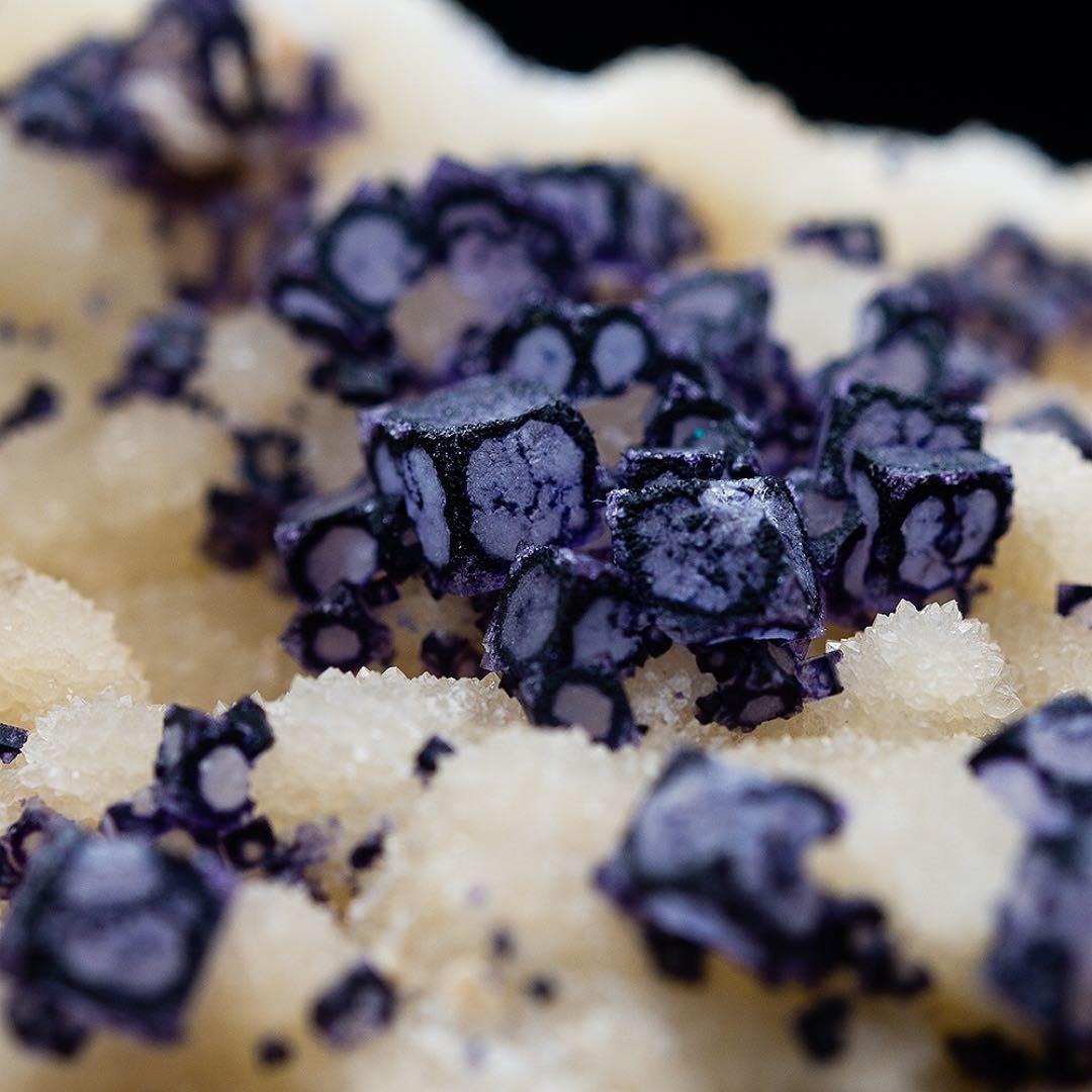 中国 貴州省 フローライト 天然石 原石 鉱物標本 鉱石 蛍石 1623