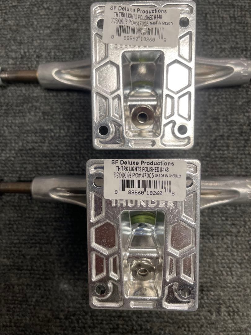 THUNDER TRUCK LIGHT 2 148HI 新品送料込み！