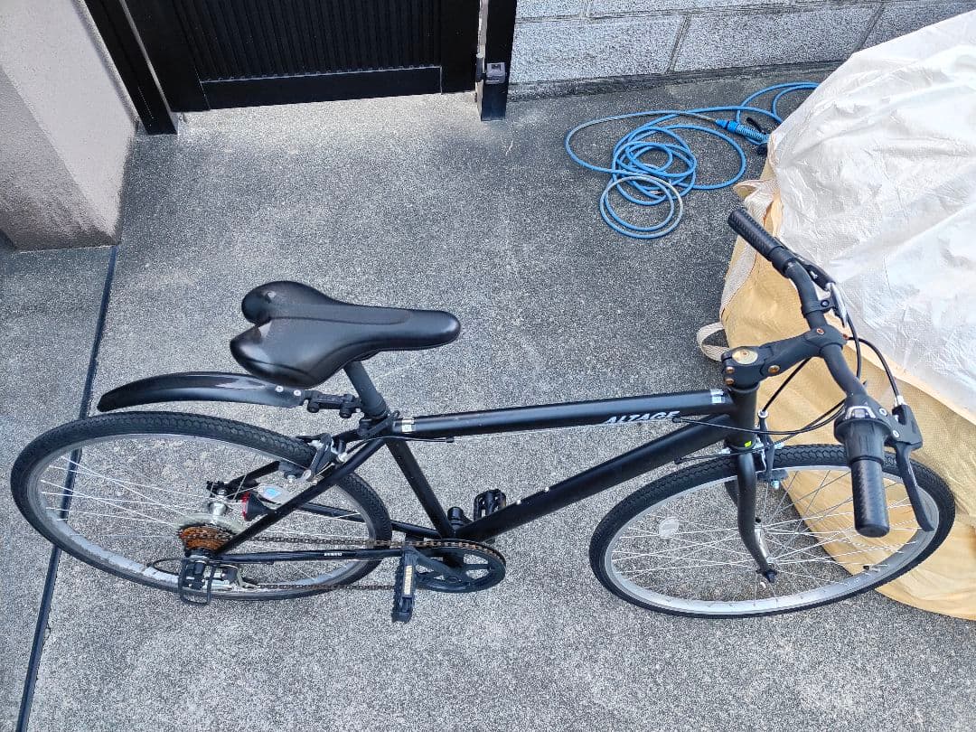 歳末処分価格！使用浅！ロードバイク6段変速　26インチ 手渡しのみ対応！