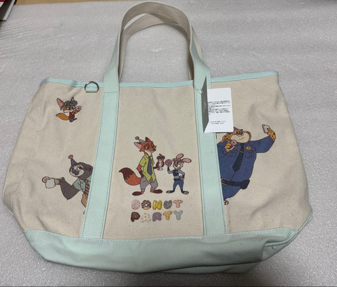 【新品未使用】ディズニーストア　ズートピア　トートバッグ　10周年