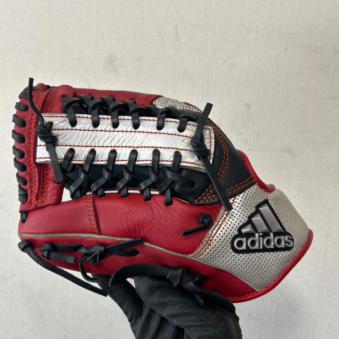 アディダス 軟式 野球　オールラウンド用　左投げ