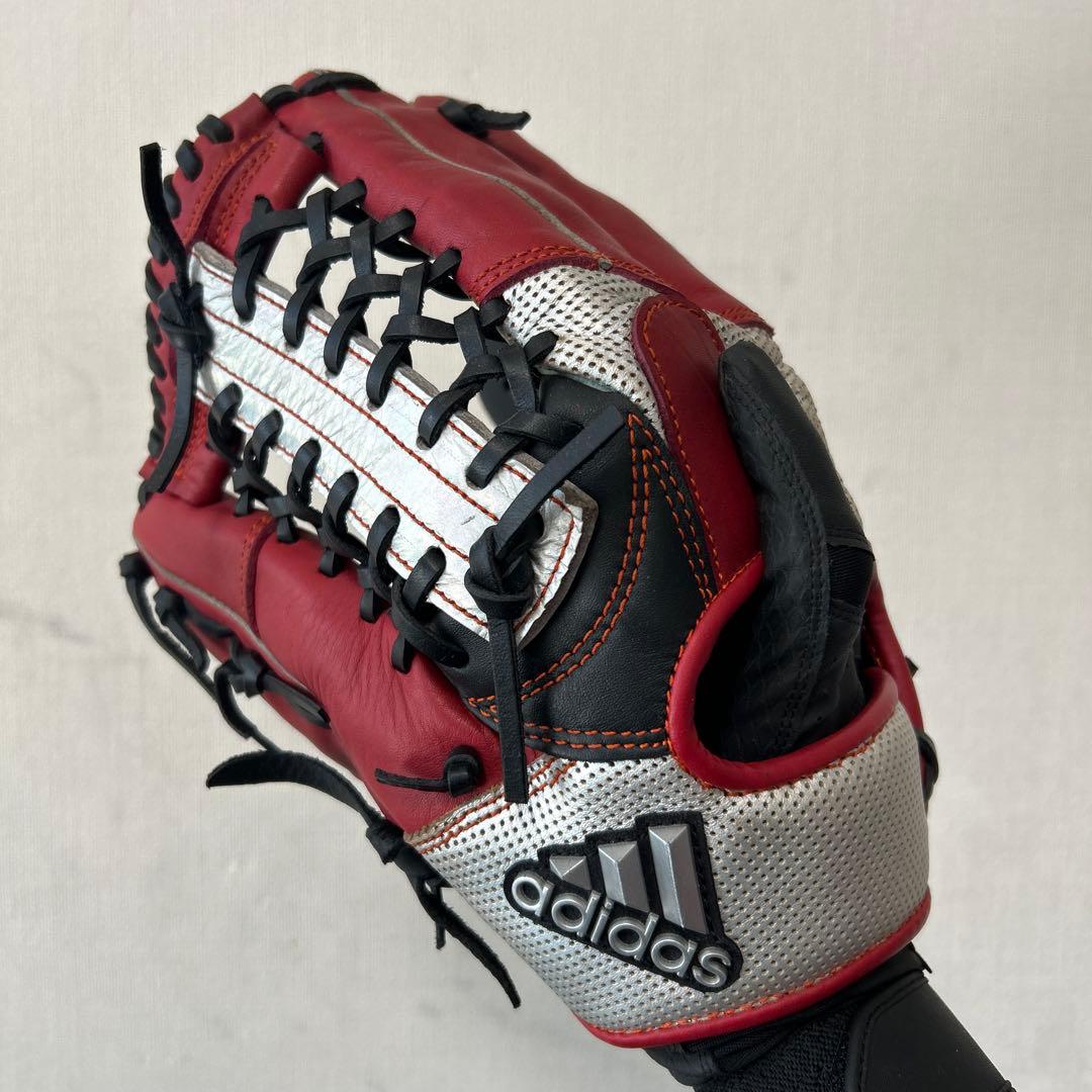 アディダス 軟式 野球　オールラウンド用　左投げ