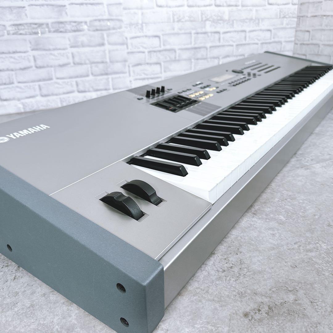 【美品】YAMAHA MOTIF8 シンセサイザー 88鍵盤 ヤマハ　モチーフ