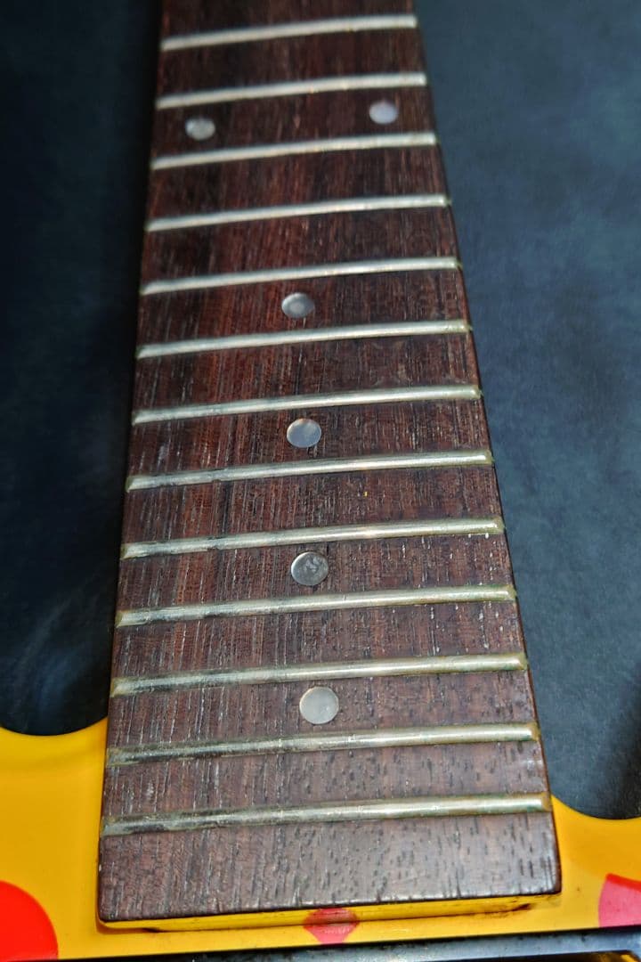 イエローハートJr　FERNANDES BURNY