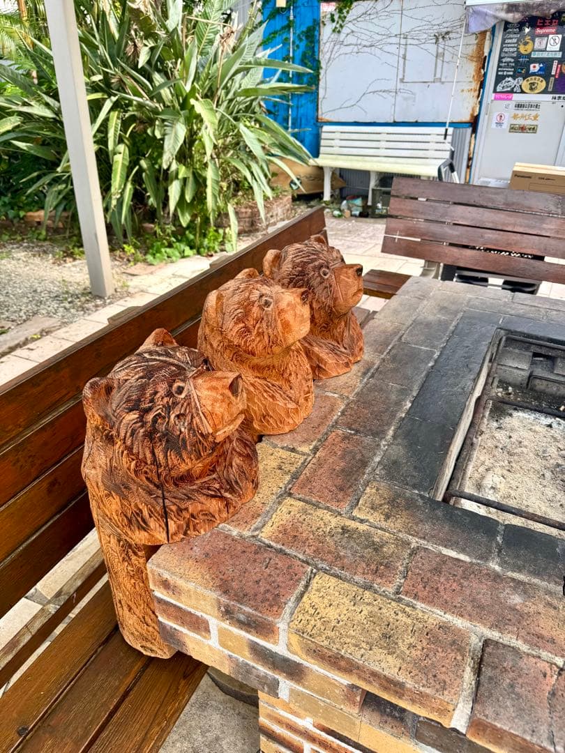 チェーンソーアート　熊　オブジェ　木彫　木工