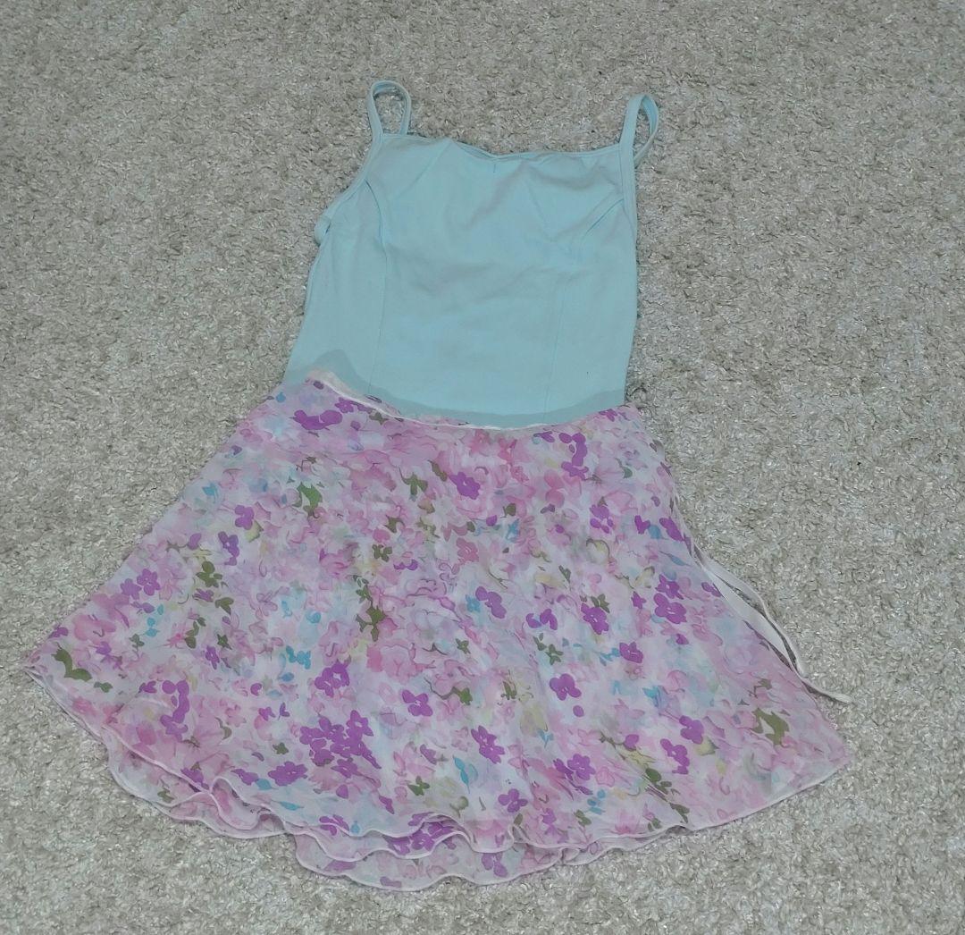 セット品 Chacottレオタード ＆レッグウォーマーAmabiléスカート