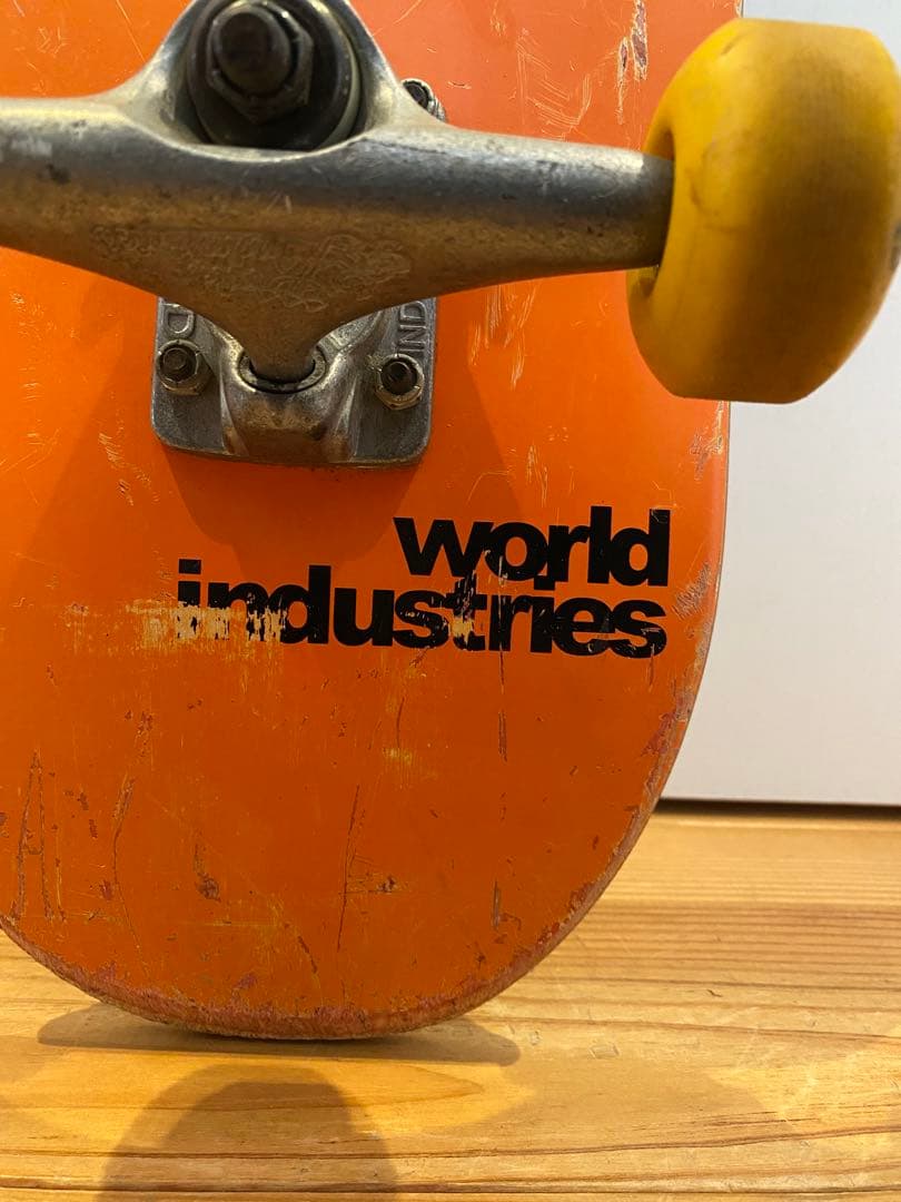 ワールドインダストリーズ スケートボード　キッズ〜ジュニア