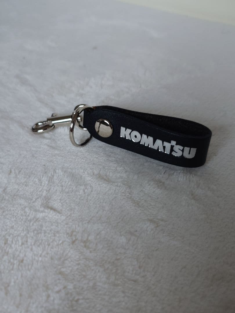 コマツフィギュアとチョロＱ、キーホルダーの4点セット！（入手困難！激レア！）