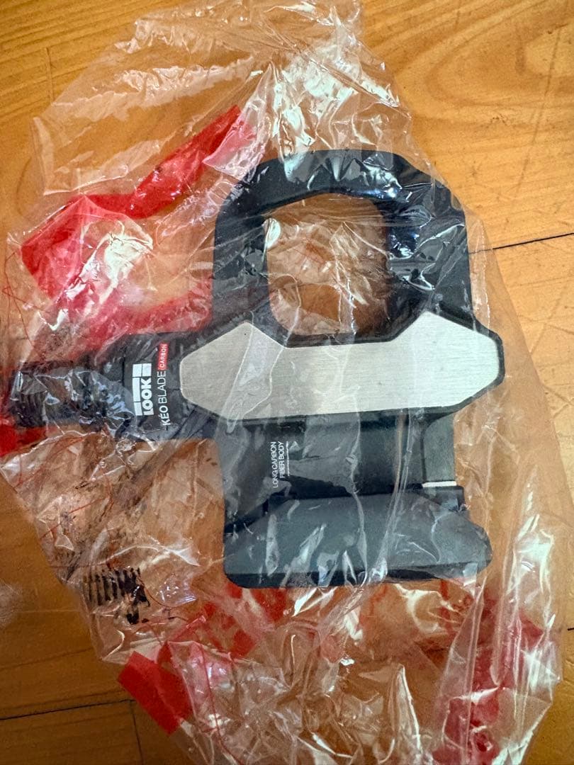 LOOKのKÉO BLADE CARBONペダル