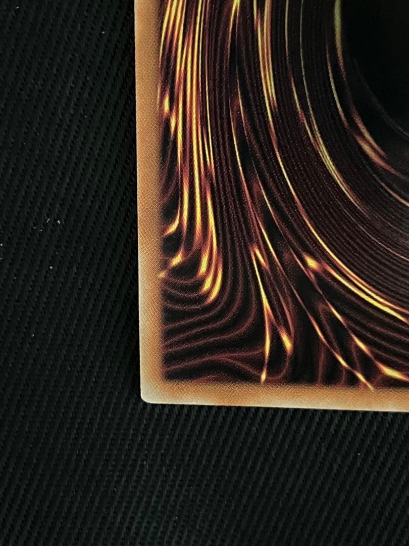 遊戯王　滅びの黒魔術師　プリズマティックシークレットレア 日版