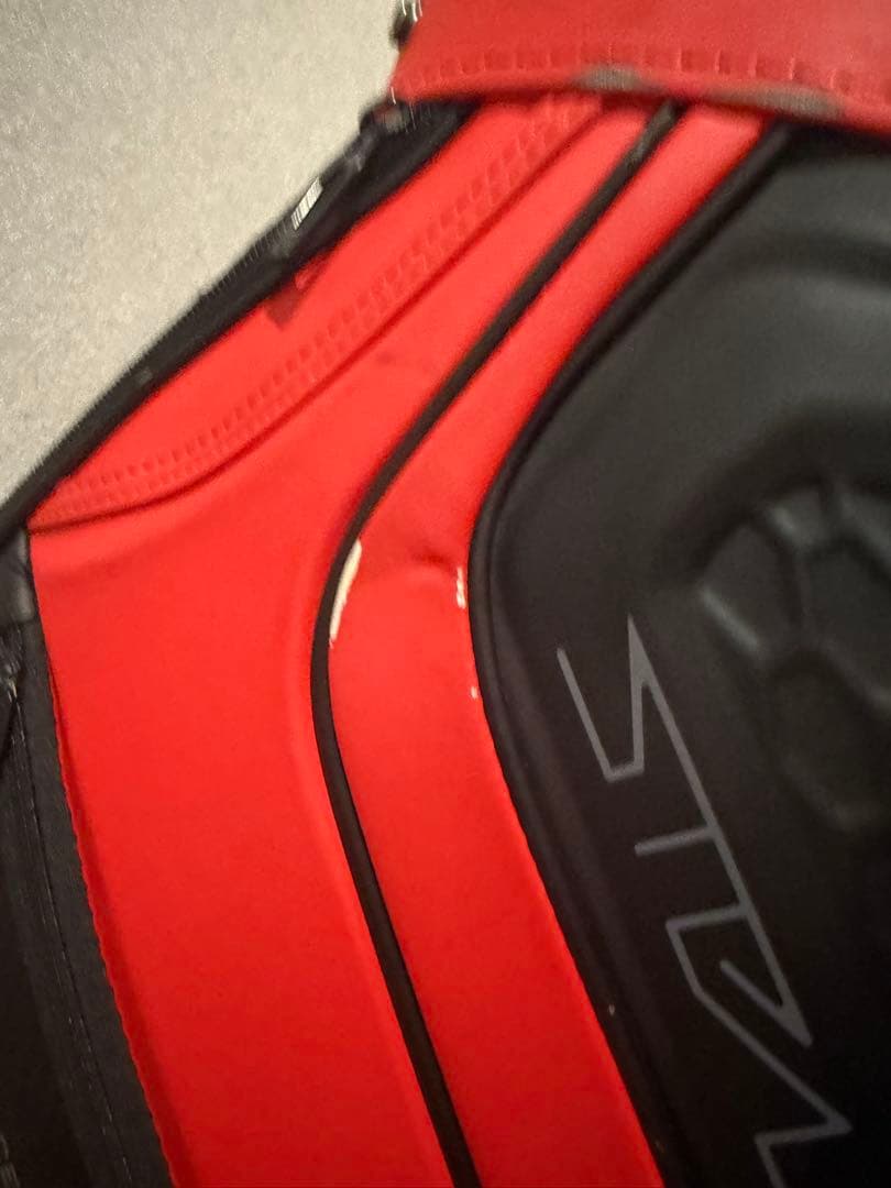 テーラーメイド　ツアーカートバッグ