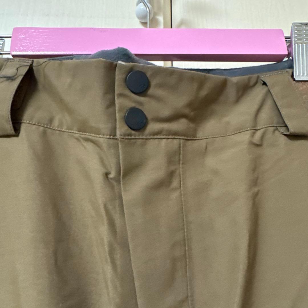 24時間限定お値下げ新品未使用　Haglöfs GORE-TEX パンツ