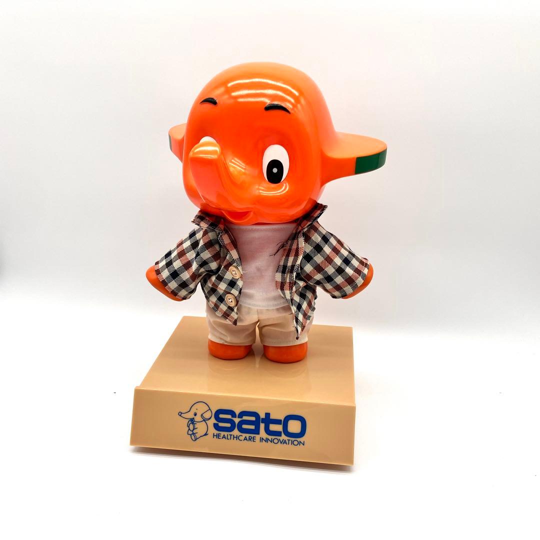 サトちゃん　店頭用ディスプレイ　人形　チェック　シャツ