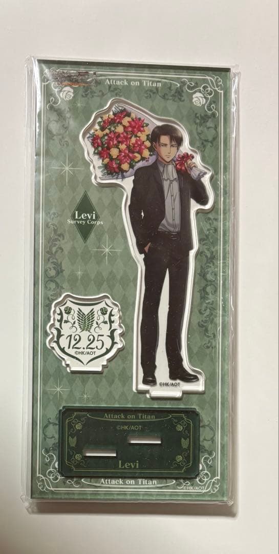 進撃の巨人 リヴァイ　Wit studio アクリルスタンド 缶バッジ