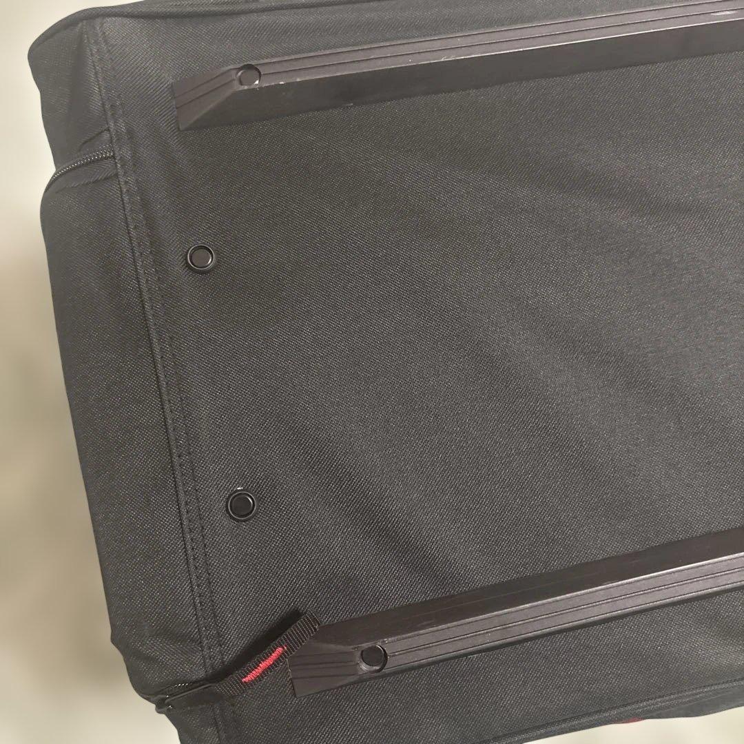 美品 SWIXキャスター付き　　バッグ