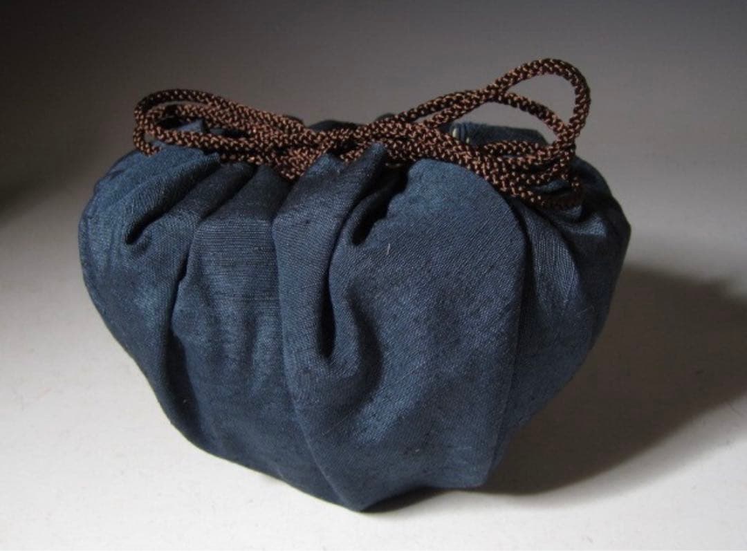 古伊羅保茶碗「譲栗」沓形茶碗 裏千家 八代 又玄斎 一燈花押！7777