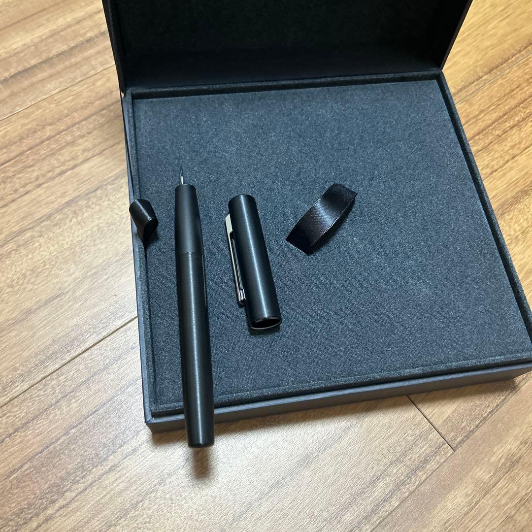 LAMY ブラック 万年筆 専用ケース付き