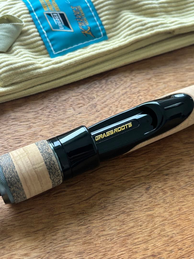 エンゲージ ナイヴスEKS64L 未使用に近い　スピニングロッド　エイシス