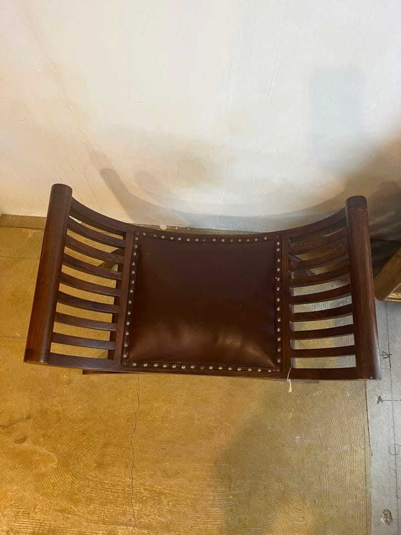 カルティニチェア