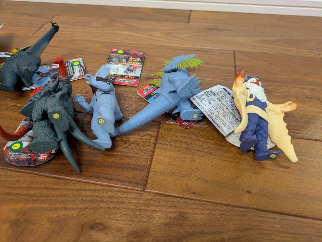 ウルトラ怪獣シリーズ　500 タグ付き　ライブサイン　イカロス星人　ミラクル星人