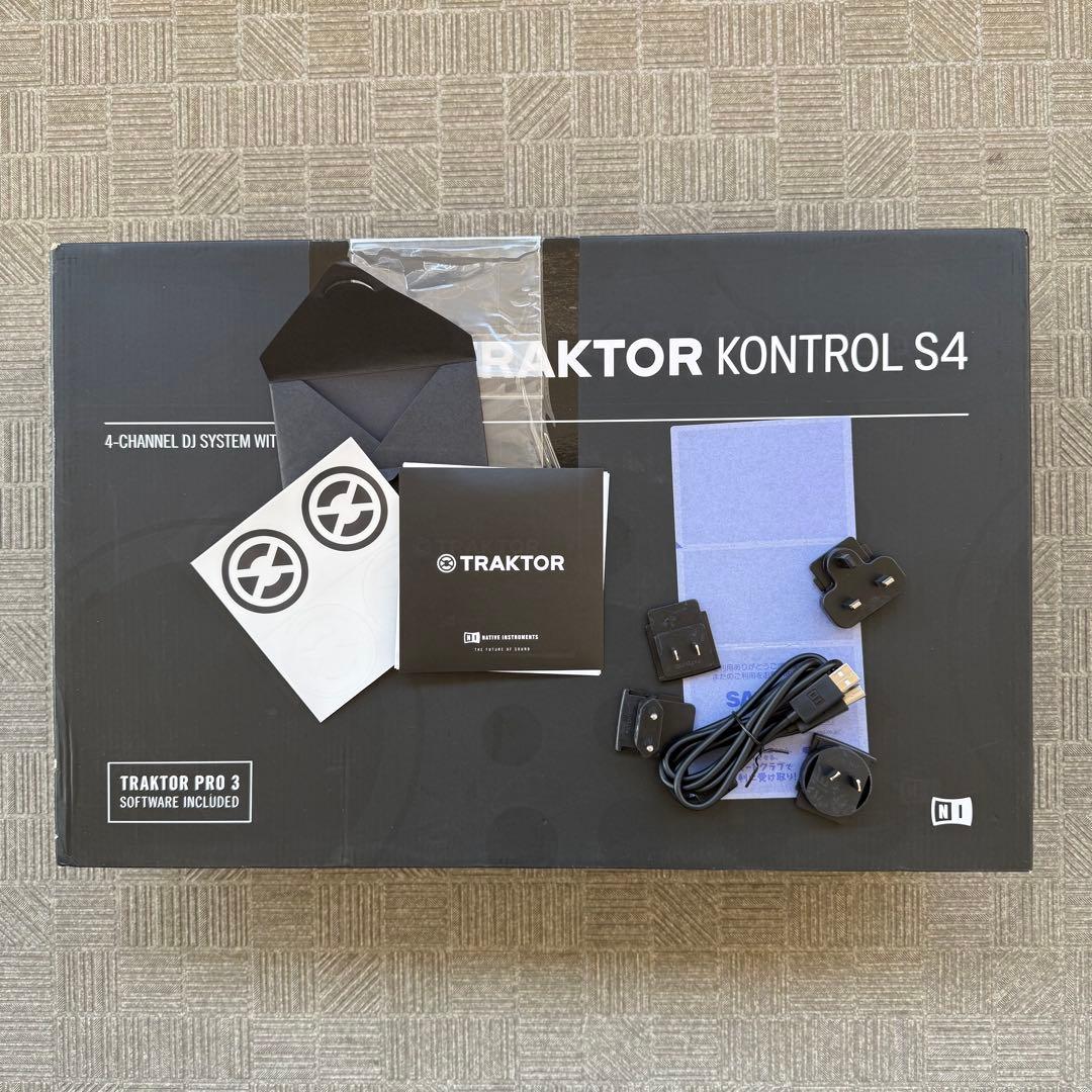 中古美品 Traktor Kontrol S4 MK3 コントローラー
